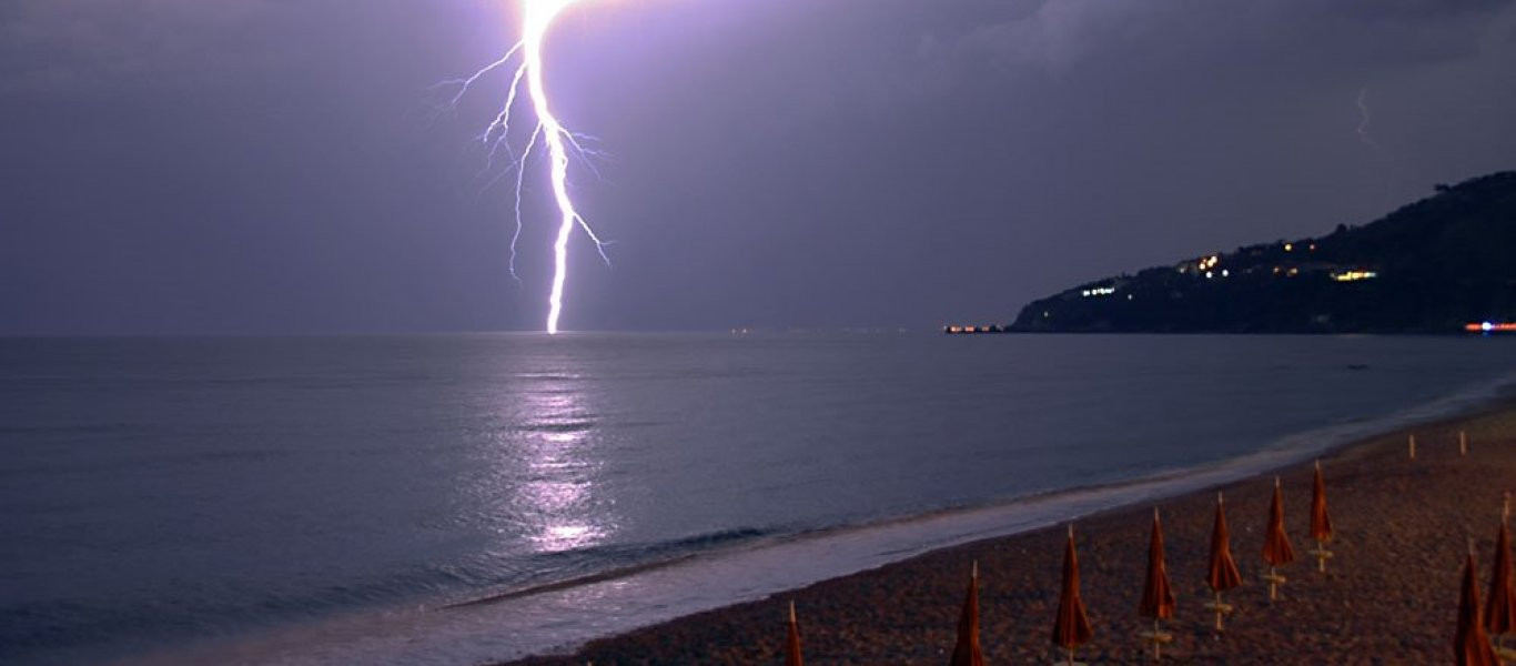 Φονικές καταιγίδες στην Ιταλία - 4 άνθρωποι έχασαν τη ζωή τους (φωτό, βίντεο)